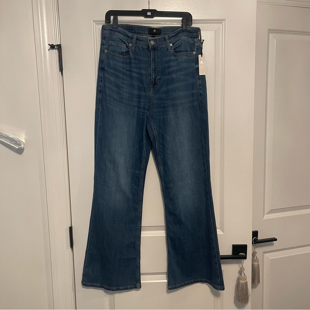 NWT Banana Republic Flared Jeans